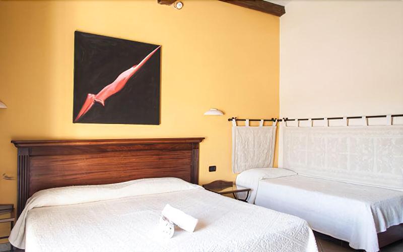 Corte Fiorita Diffuso Hotel Bosa