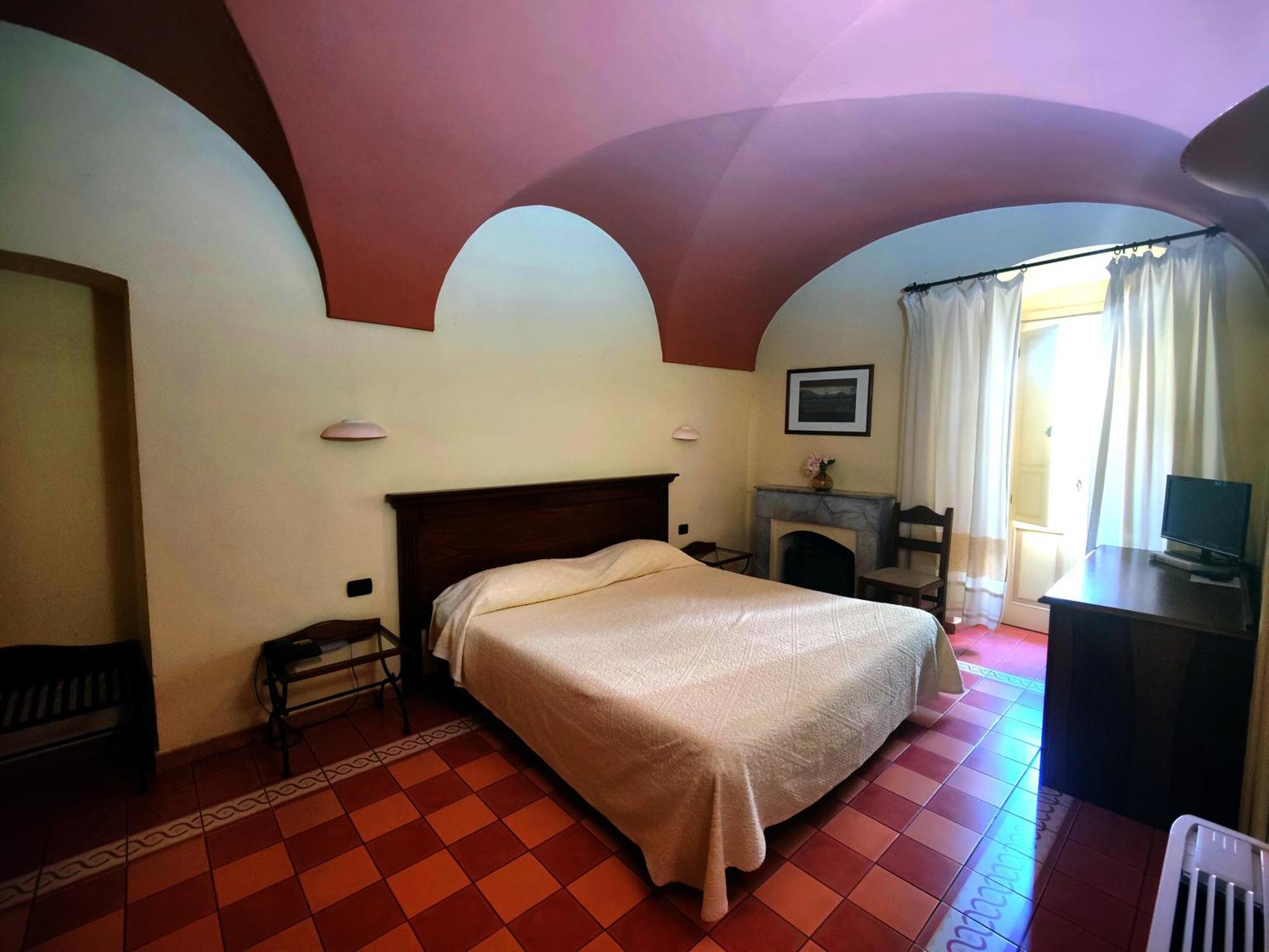 Corte Fiorita Diffuso Hotel 3*